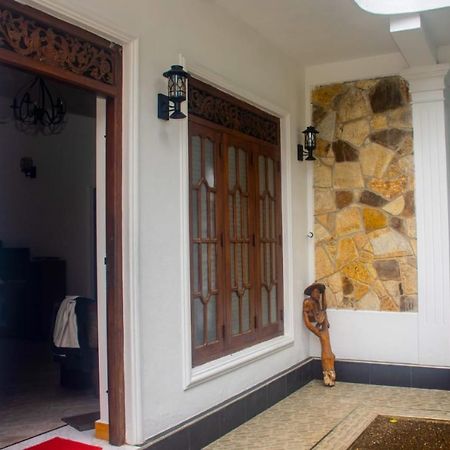 אונה ואטונה Winsi Villa מראה חיצוני תמונה