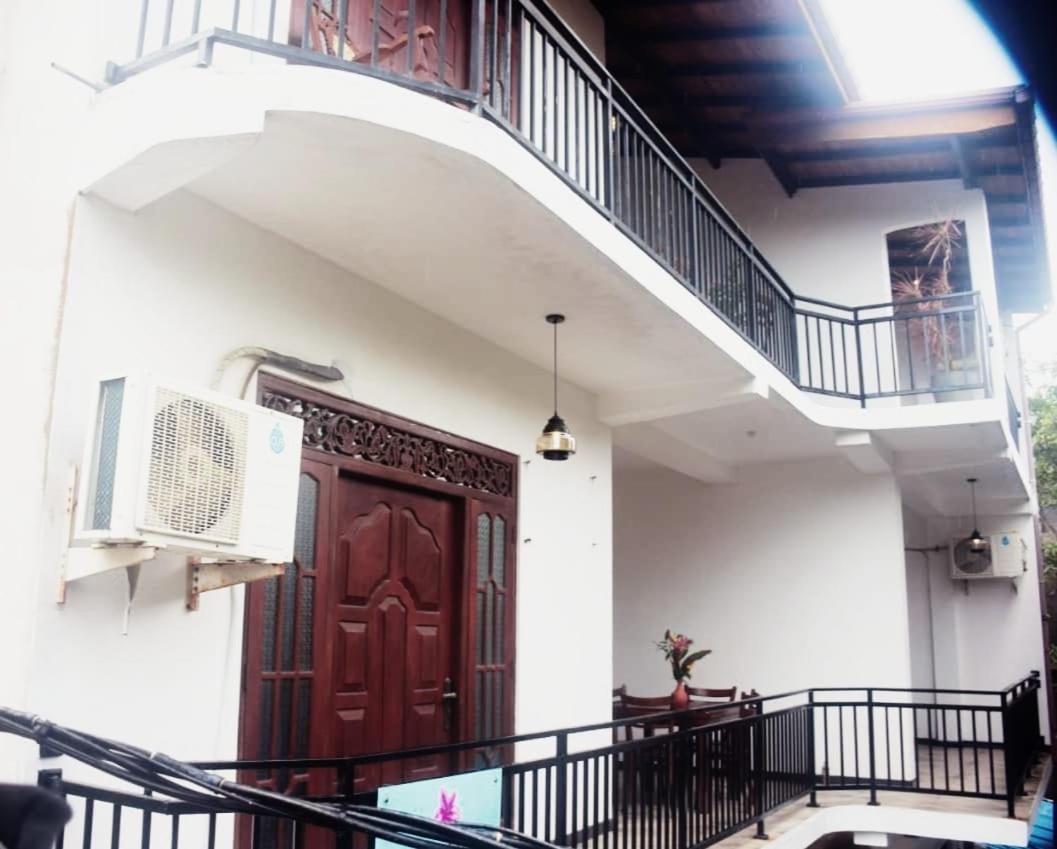אונה ואטונה Winsi Villa מראה חיצוני תמונה